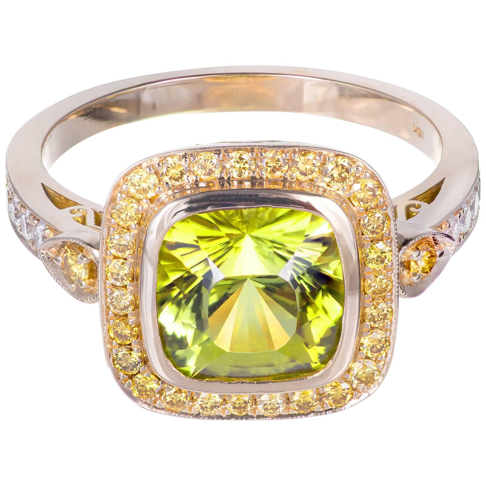 Peter Suchy Yellow Green Tourmaline Diamond Gold Cocktail Ring