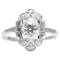 Art Deco 0.85 Carat Diamond Platinum Engagement Ring