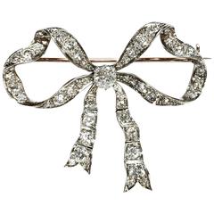 Victorian 3 Carat Diamond Bow Pin 8