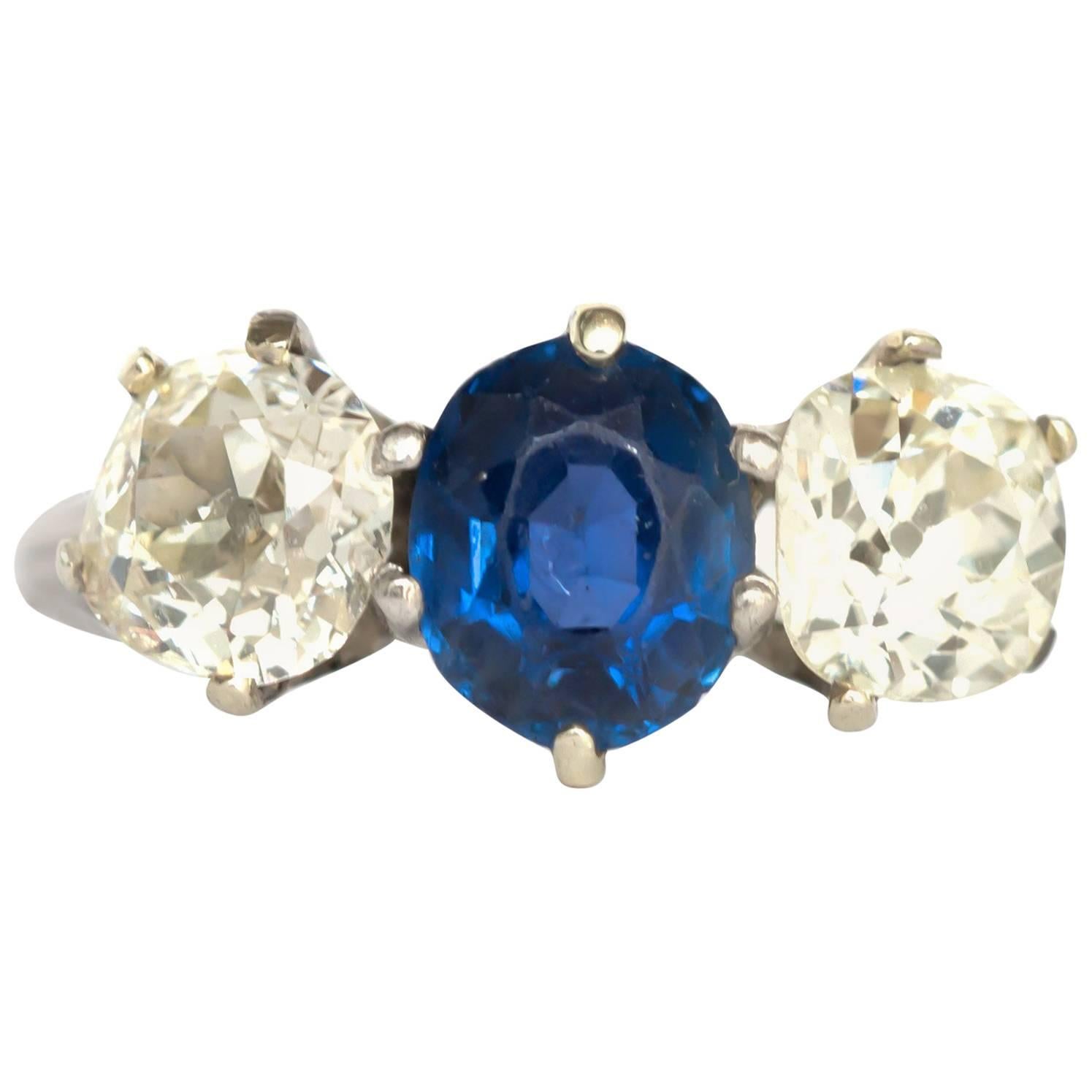1900s Edwardian 1.00 Carat Blue Sapphire Yellow Gold Engagement Ring