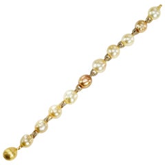 Yvel 18 Karat Yellow Gold Baroque Pearl and Diamond Bracelet 3.24 Carat 12
