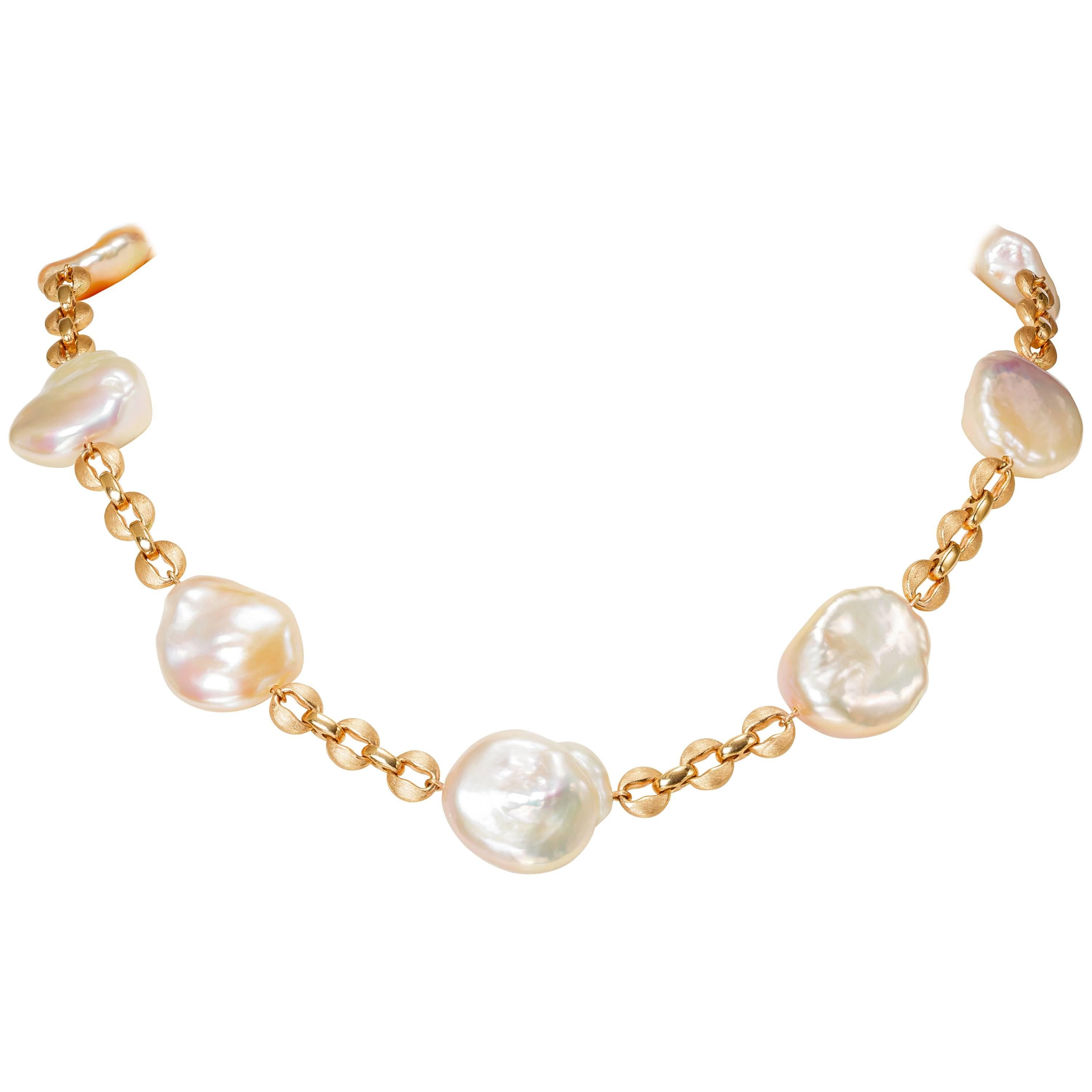 What is the strongest style of chain for a necklace?