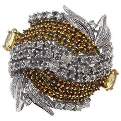  18 Karat Gold Diamonds Sapphire Dome Ring