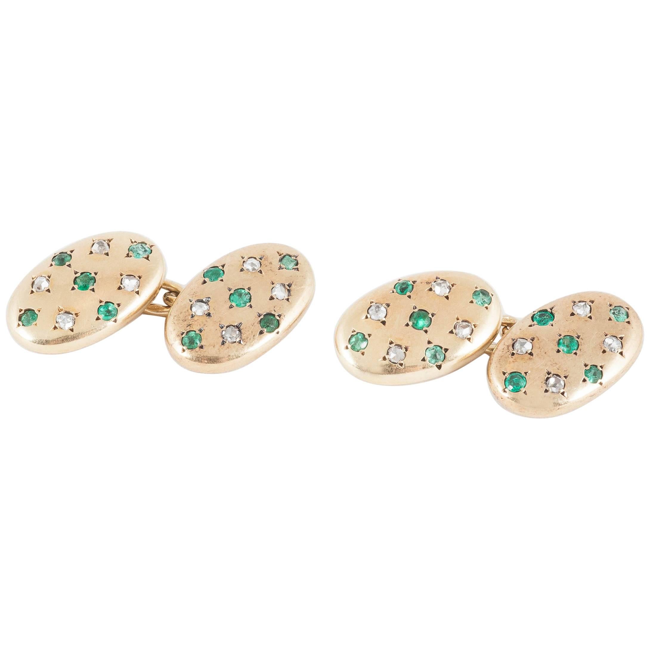 Cufflinks set Emeralds and Diamonds in Rose Gold, French,  circa 1900 For Sale