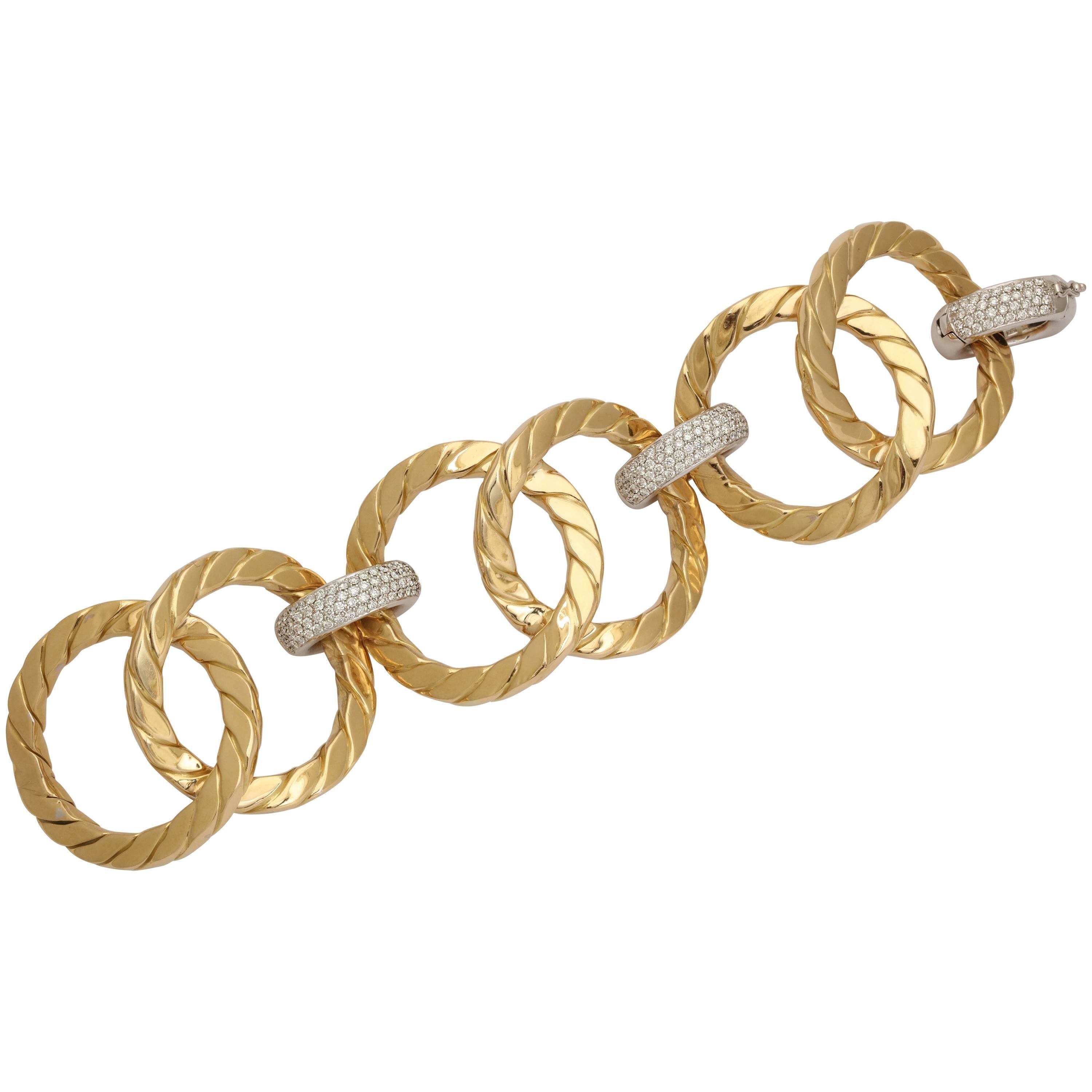 1990s Nicolis Cola Large Open Link Textured Diamond Gold Bracelet