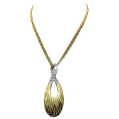 Diamond Gold Pendant Necklace