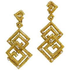 1970s Modernist Gold and Diamond Drop Dangle Earrings