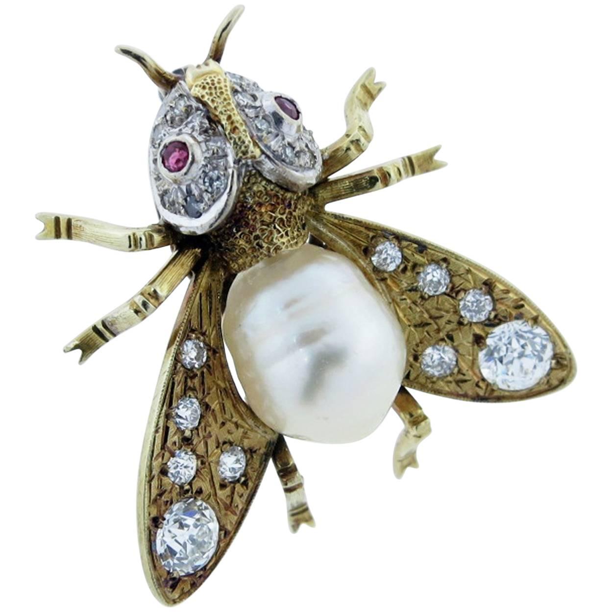 Fantastic South Sea Pearl Diamond Yellow Gold Fly Brooch For Sale