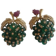 Retro 1970 Italian Important Emerald Diamonds gold Grapes Earrings