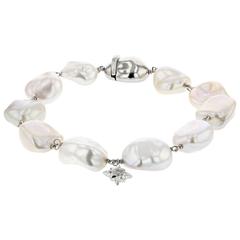 Bracelet White Gold 18 Karat 5.80g Pearls 64.45g White Diamond 0.03 Carat 12