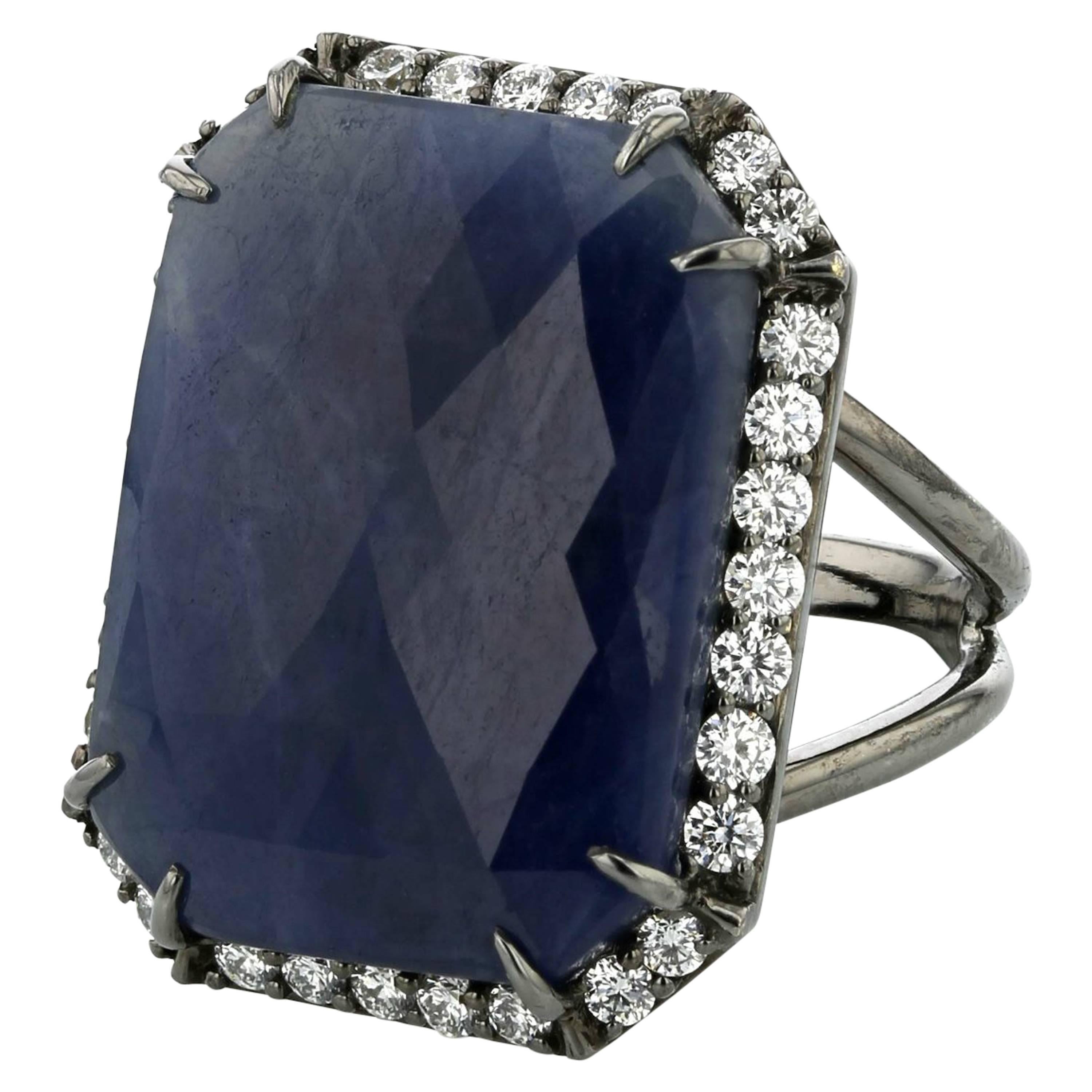 Cocktail Ring Black Gold 18 Karat 9.10g Blue Sapphire 22.66 Diamonds 0.89 Carat For Sale