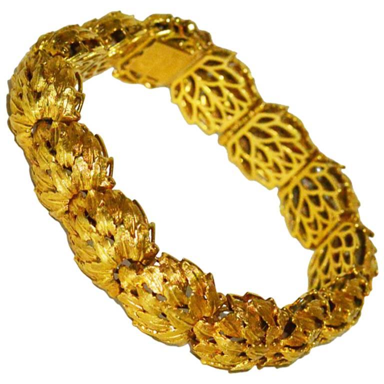 Unusual Unoaerre Gold Bracelet For Sale