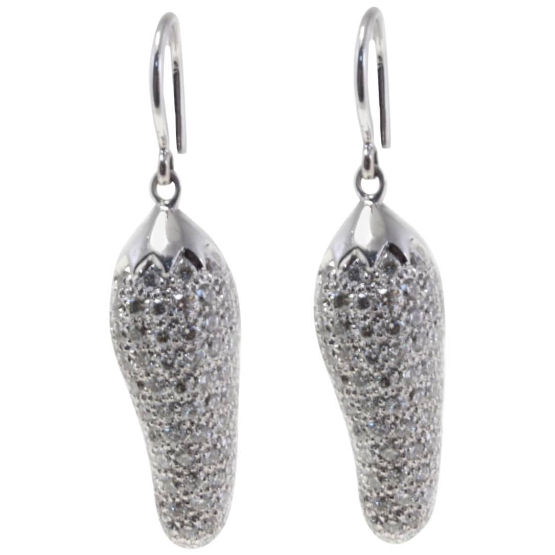 18 kt white gold Diamond Dangle Earrings