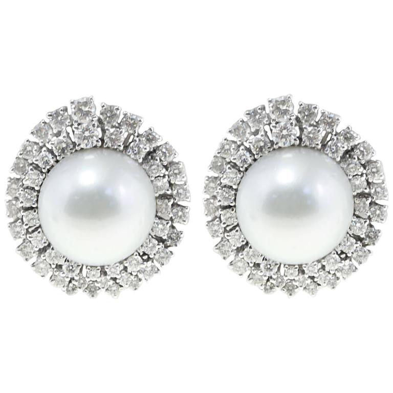 18 kt white gold ct 4,11 Diamond Australian Pearl Earrings For Sale at 1stdibs