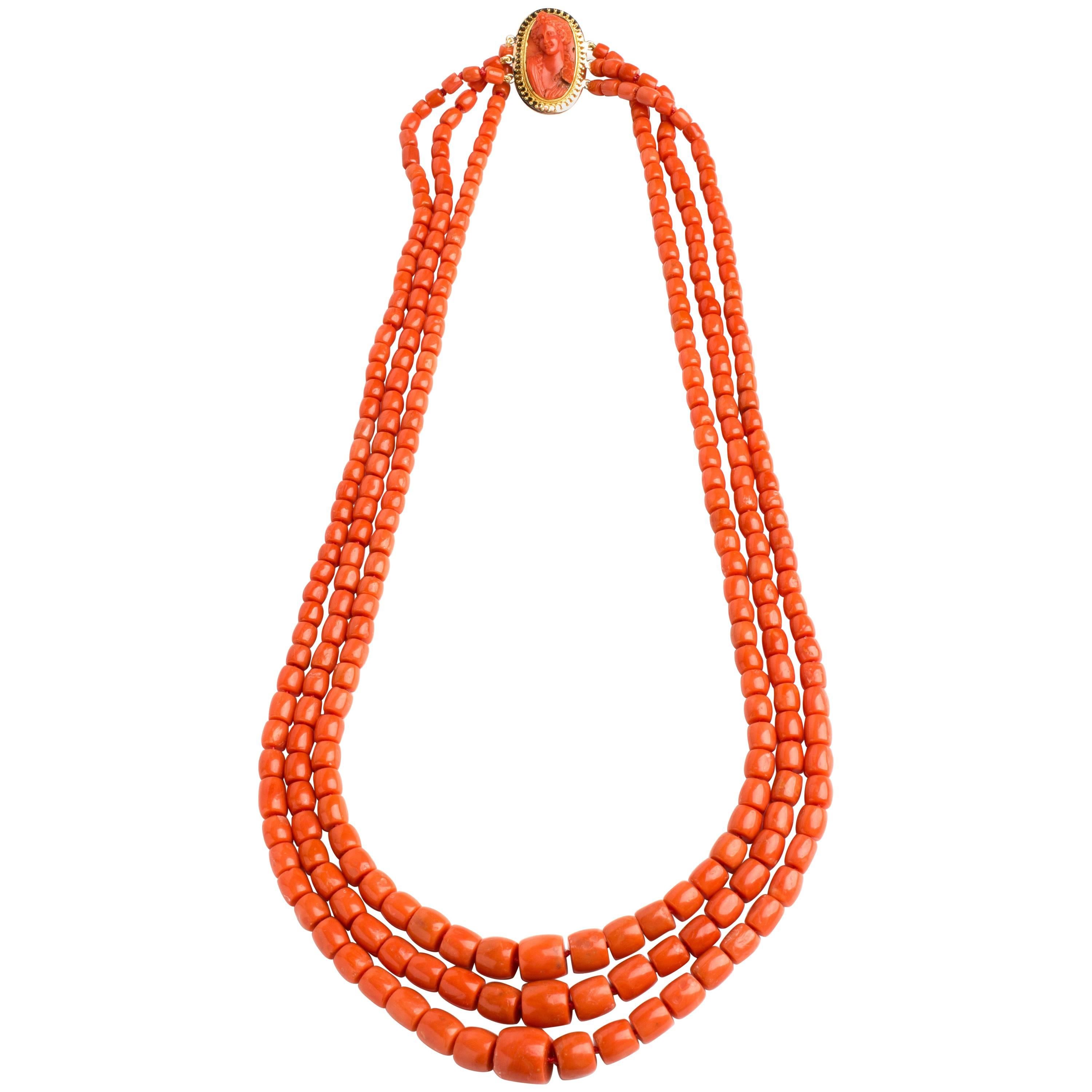 Coral Necklace, Sicily, Mid-19th Century For Sale