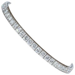 J.E. Caldwell Art Deco Diamond and Platinum Line Bracelet