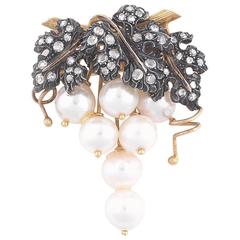 1940s Buccellati Cultured Pearl Diamond Gold Bunch of Grapes Brooch 7