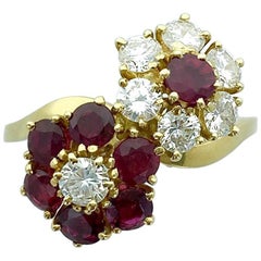 Van Cleef & Arpels Ruby Diamond Yellow Gold Flower Ring 11