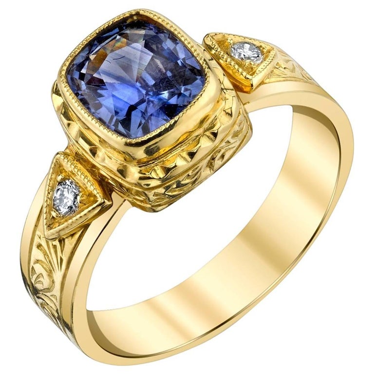 Violet Sapphire diamond gold Ring For Sale at 1stdibs