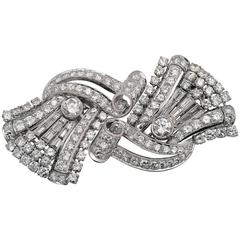 1930s French Art Deco Double Clip Diamonds and Baguettes Platinum Brooch