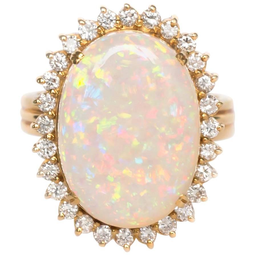  Natural Opal Round Brilliant Diamond Yellow Gold Ring