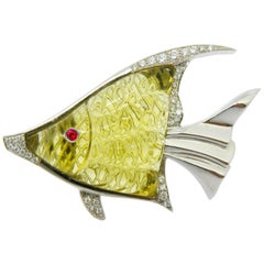 Unique 43.25 Carat Lemon Quartz White Diamond Angelfish Brooch 2