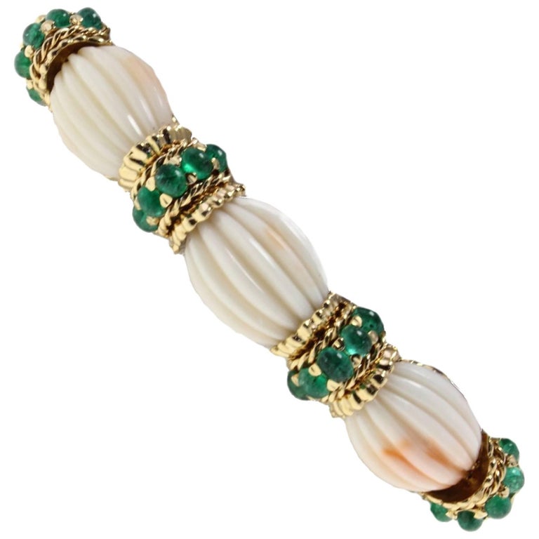 Emeralds, Engraved Pink Corals, 14K Rose Gold Retrò Link Bracelet at