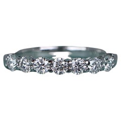 26551 Anillo de boda Tiffany & Co. Forever Platinum con 9 diamantes redondos de 2,2 mm, talla 5,25