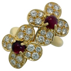 Rare Vintage Van Cleef & Arpels Ruby Diamond Double Trefle 18k Gold Flower Ring