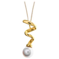 Vintage Cultured Pearl Pendant