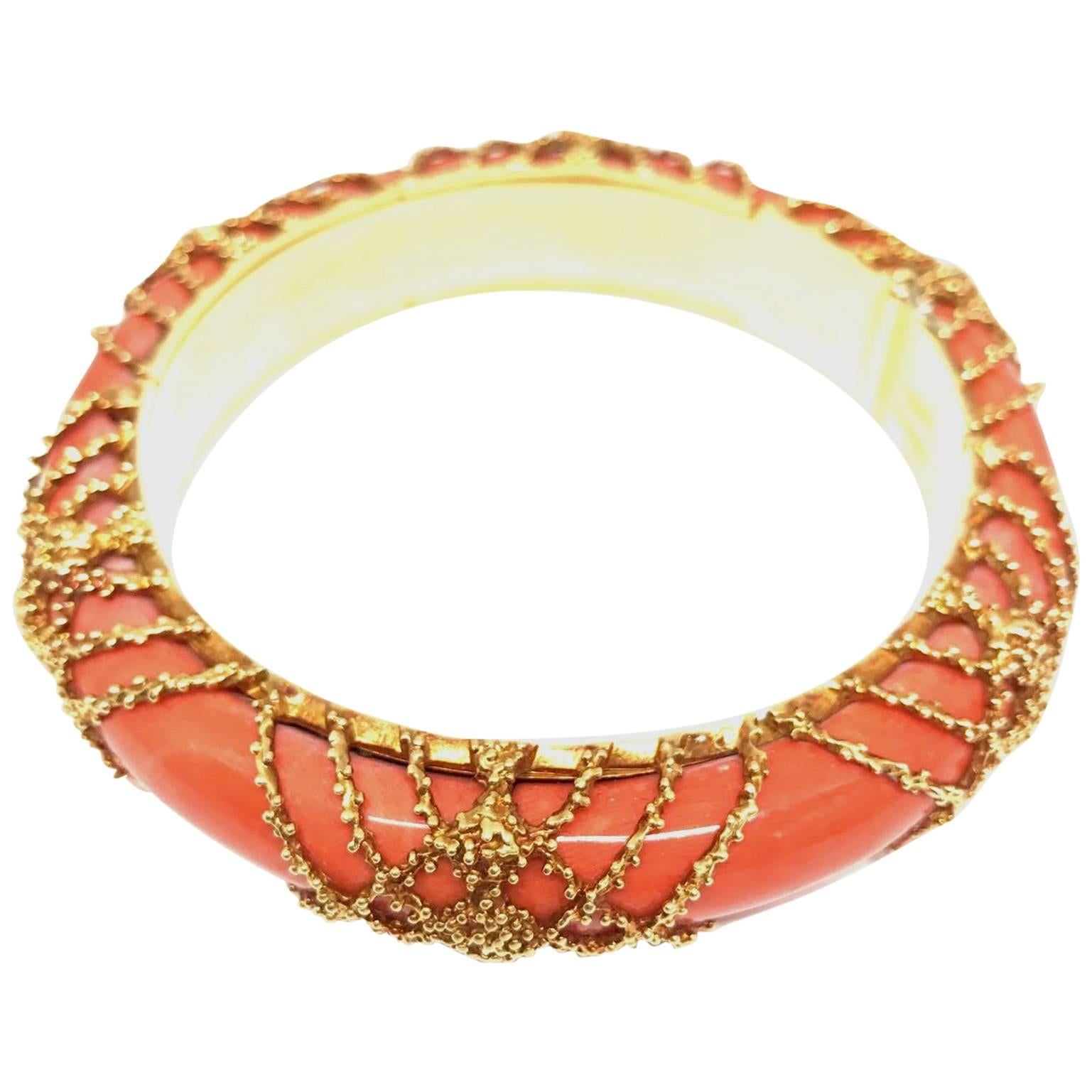 1960s Van Cleef & Arpels Paris Coral Gold Bangle Bracelet