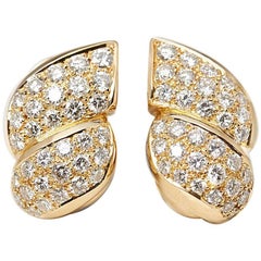 Van Cleef & Arpels Diamond Gold Earrings 11