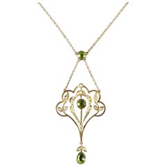 Antique Victorian Peridot Pearl Pendant Necklace, circa 1900 9