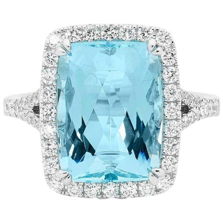6.50 Carat Aquamarine Diamond Halo Ring For Sale at 1stdibs