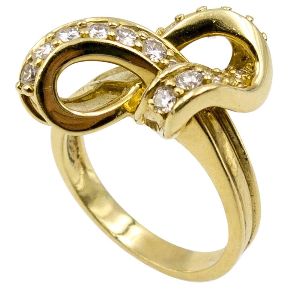 Gucci Gold and Diamond Knot Ring
