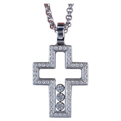 26897 Chopard Anhänger „Happy“ mit schwebendem Diamantkreuz aus 18-karätigem Weißgold, 17''