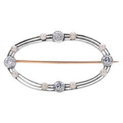 Art Deco Platinum Diamond Brooch Pin c.1920 0.60 Carat Diamonds & Natural Pearls