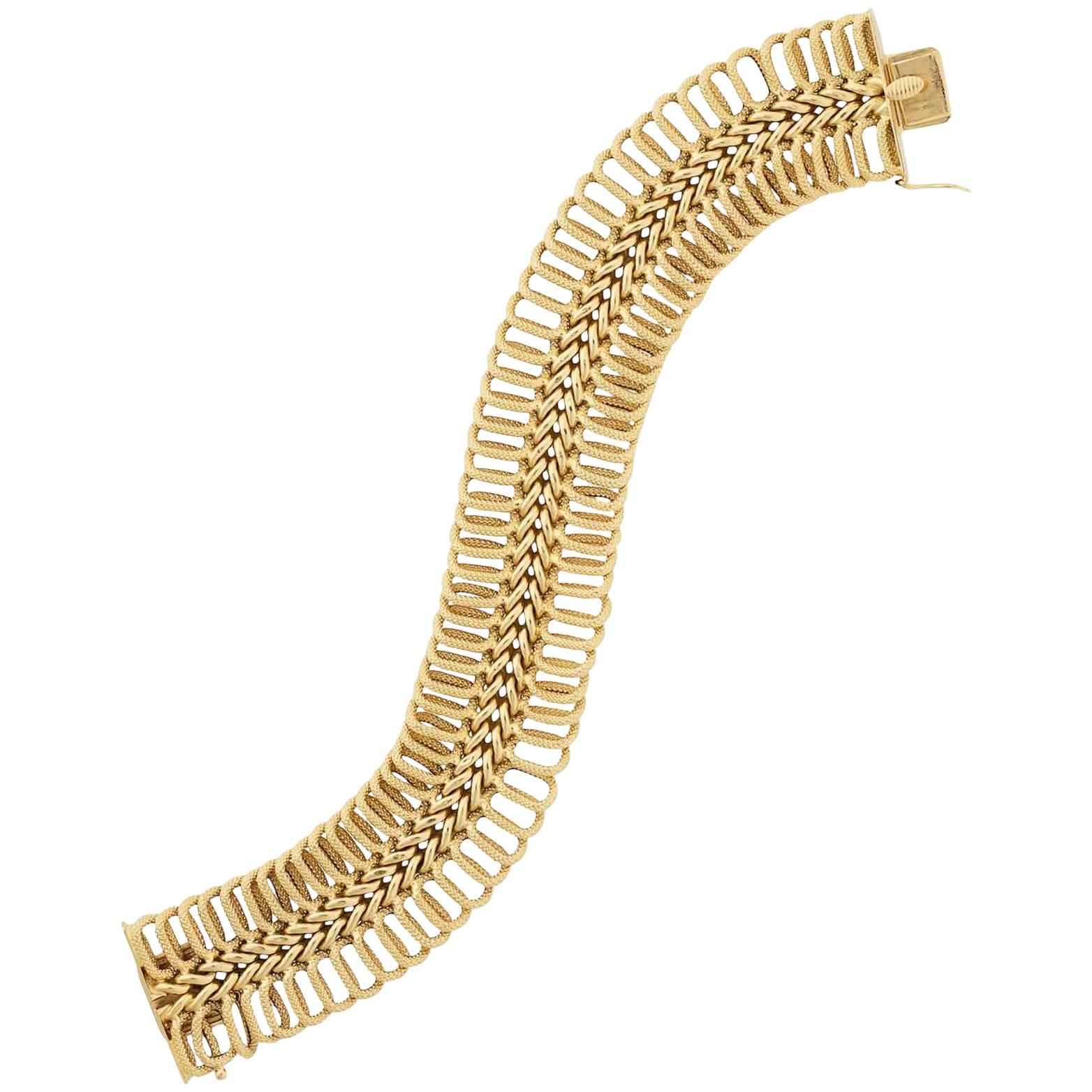 Textured Link Yellow Gold Bracelet For Sale