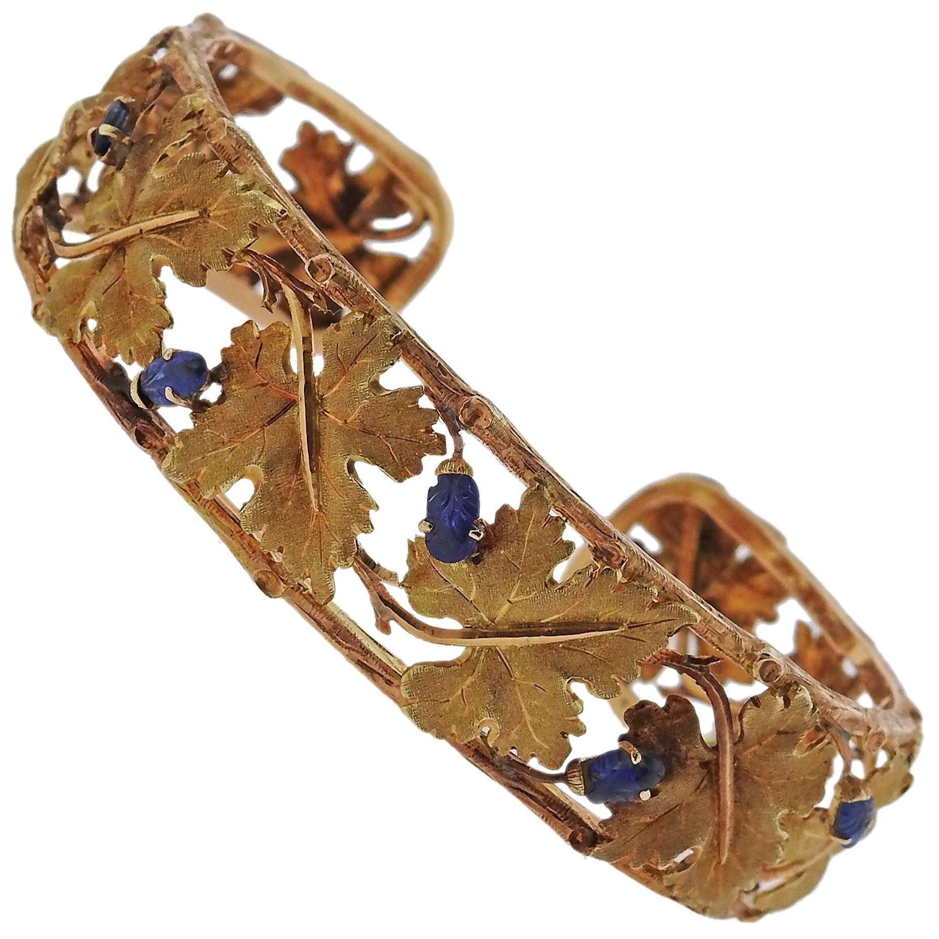 Buccellati Gold Carved Sapphire Leaf Motif Cuff Bracelet For Sale