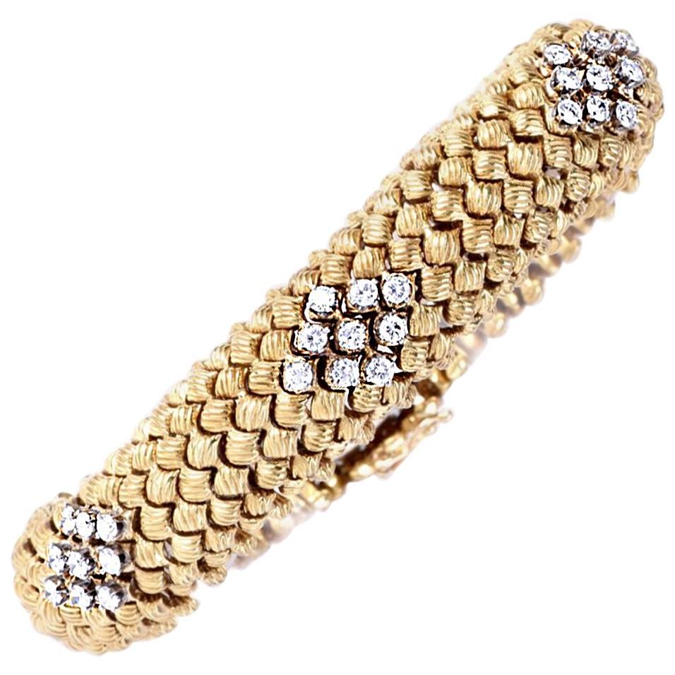 Vintage Diamond Woven Gold Flexible Bracelet For Sale