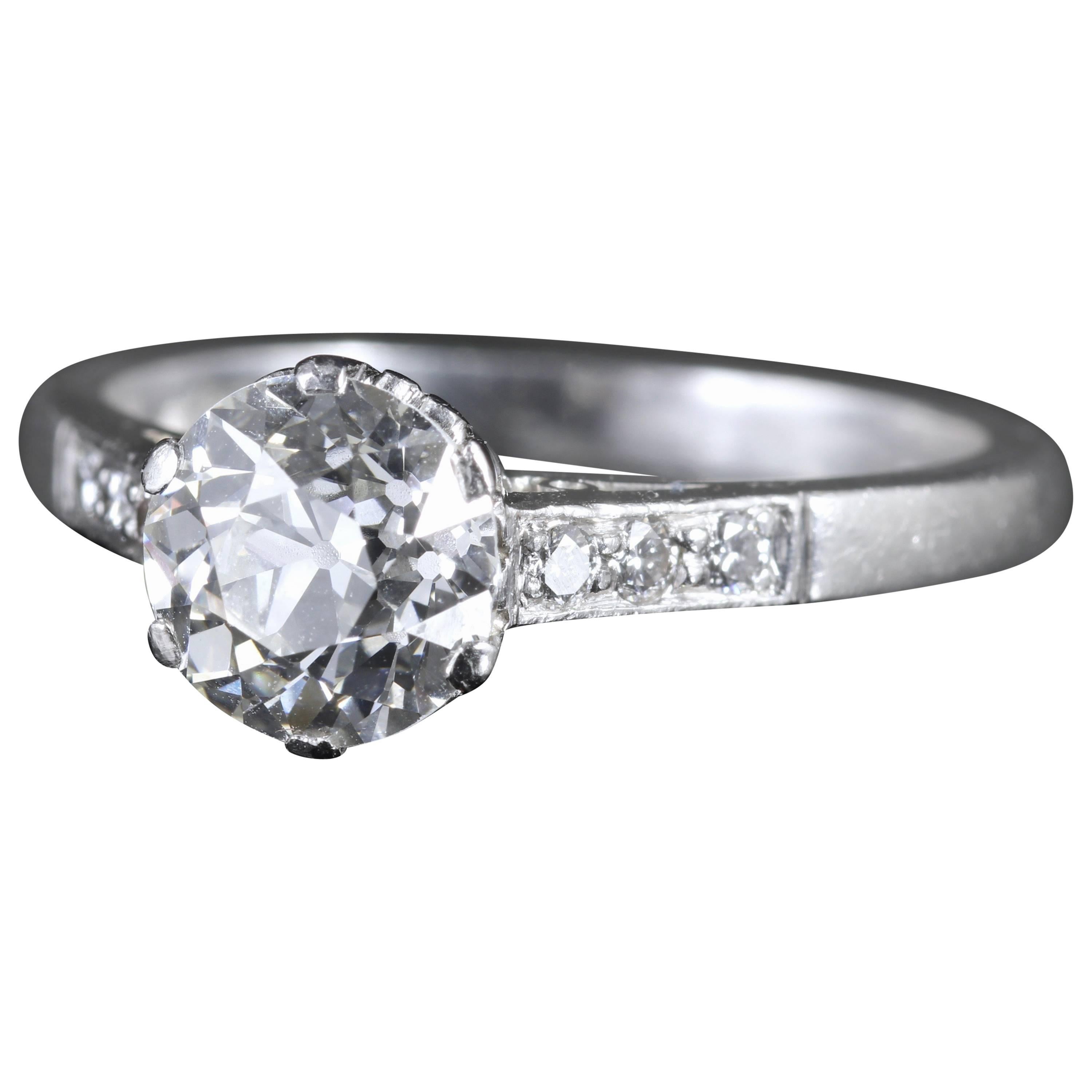 Antique Edwardian Platinum 1.58 Carat Solitaire Diamond Ring, circa 1915 For Sale
