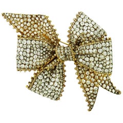 Antique Diamond 18 Karat Yellow Gold Bow Brooch, circa 1880 10