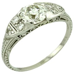 GIA Certified 0.93 Carat Diamond and Platinum Vintage Engagement Ring