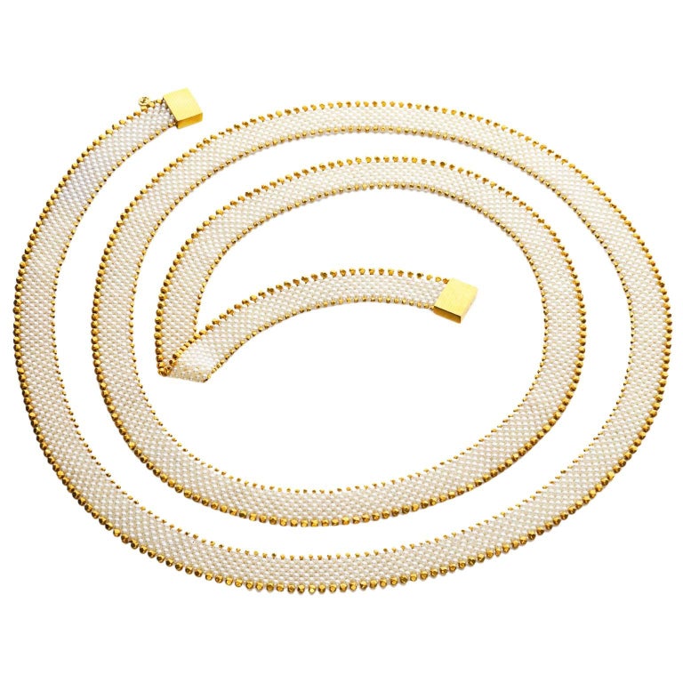 International Design Winning Pearl Gold Convertible Necklace For Sale at 1stdibs