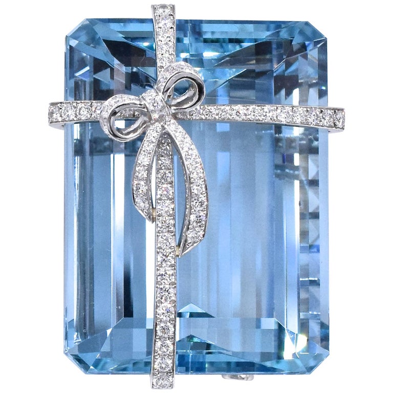 Tiffany and Co. Aquamarine Diamond Brooch For Sale at 1stdibs