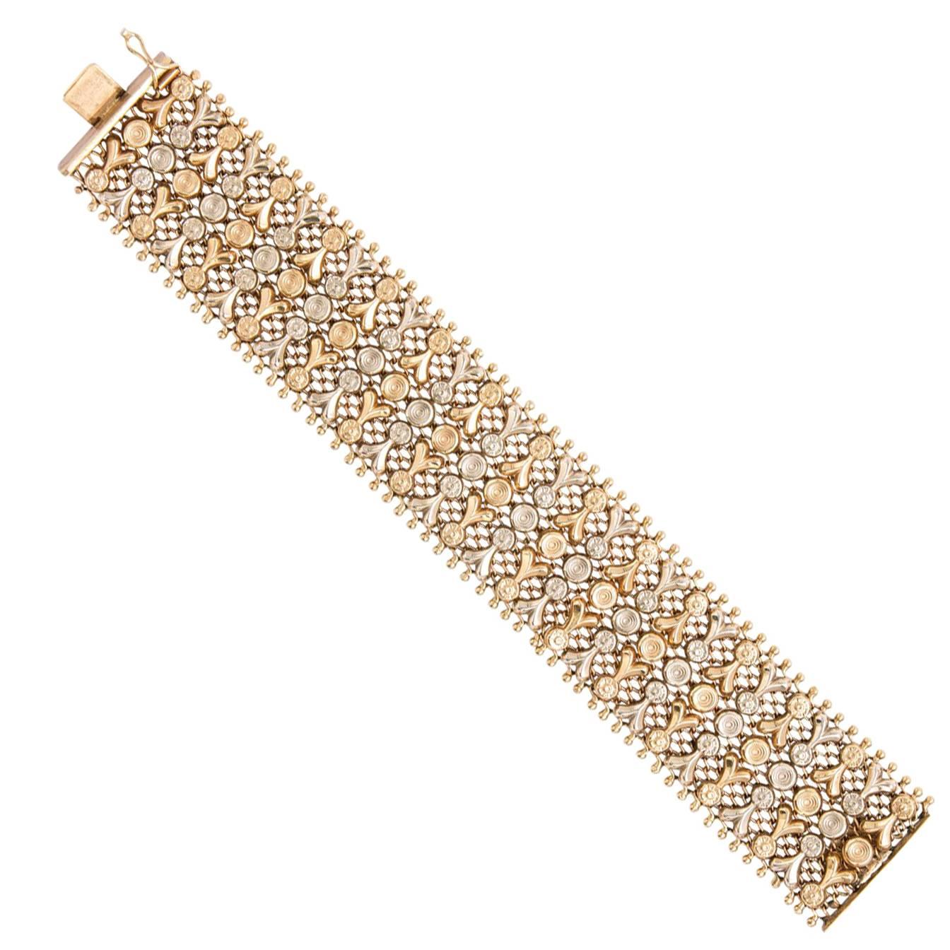 18 Karat White and Yellow Gold Bracelet For Sale