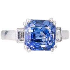 5.01 Carat Madagascan Sapphire and Diamond White Gold Ring