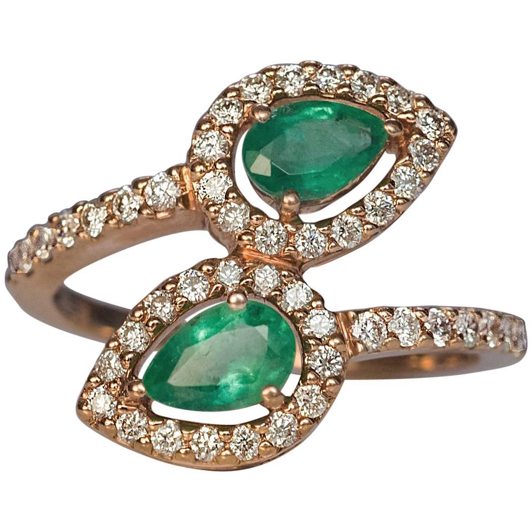Contemporary Bypass Emerald Diamond Gold Ring For Sale