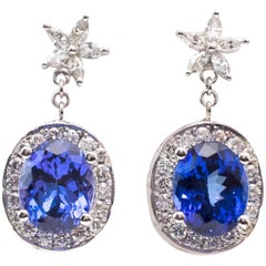1980s Tanzanite and Diamond 18 Karat White Gold Drop Earrings