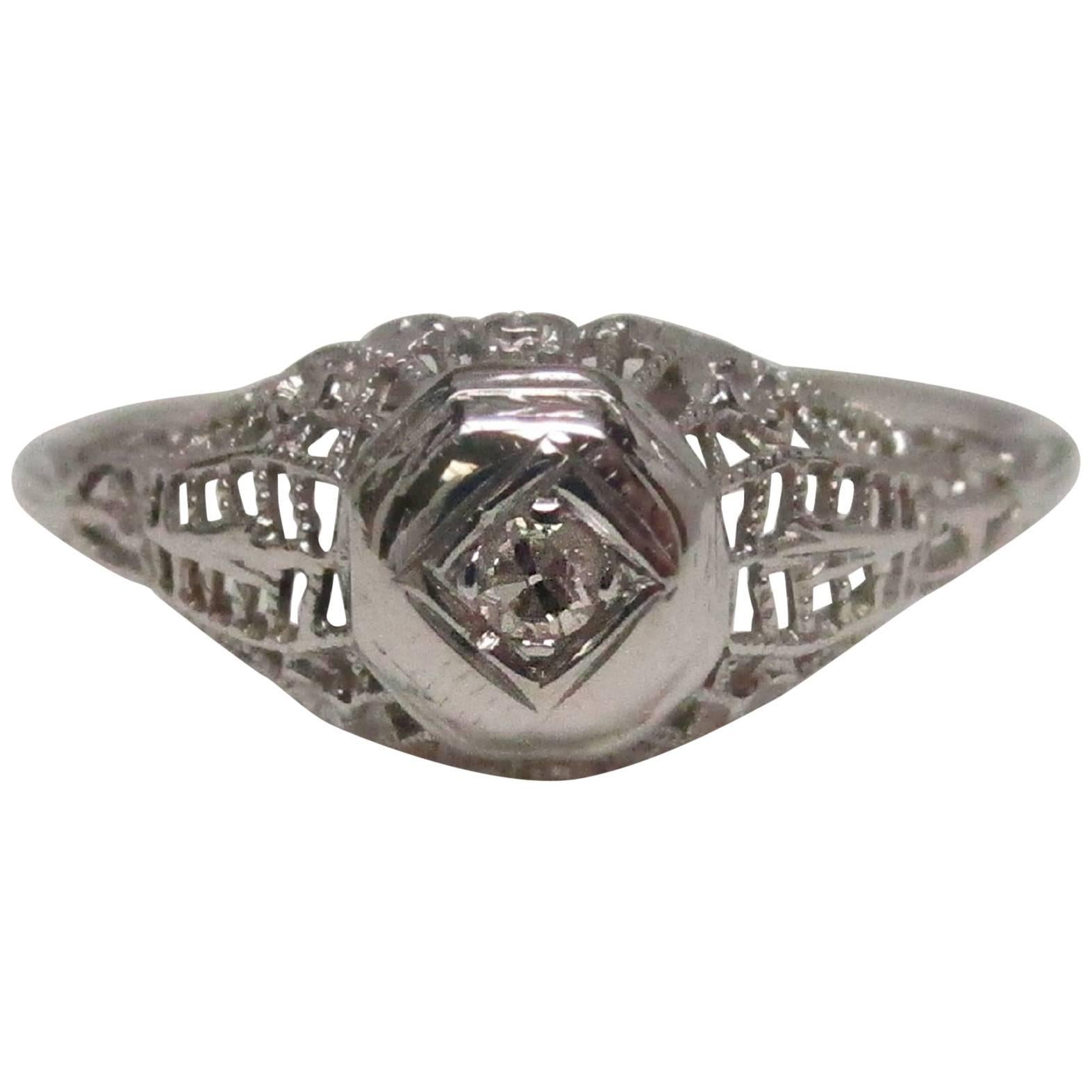 Art Deco Filigree Diamond Gold Engagement Ring